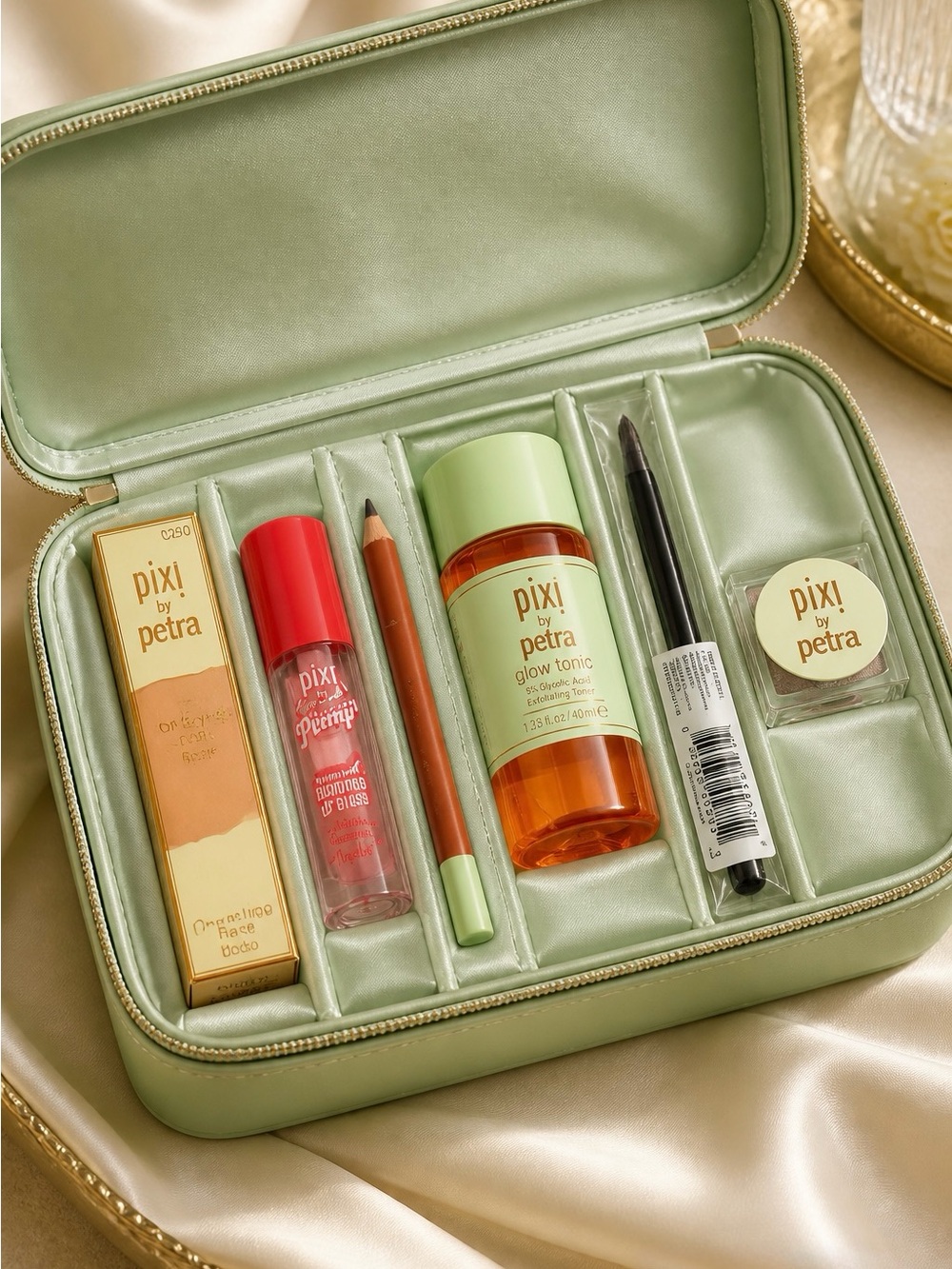 Pixi bundle Glow Tonic & Lip Kit in Green